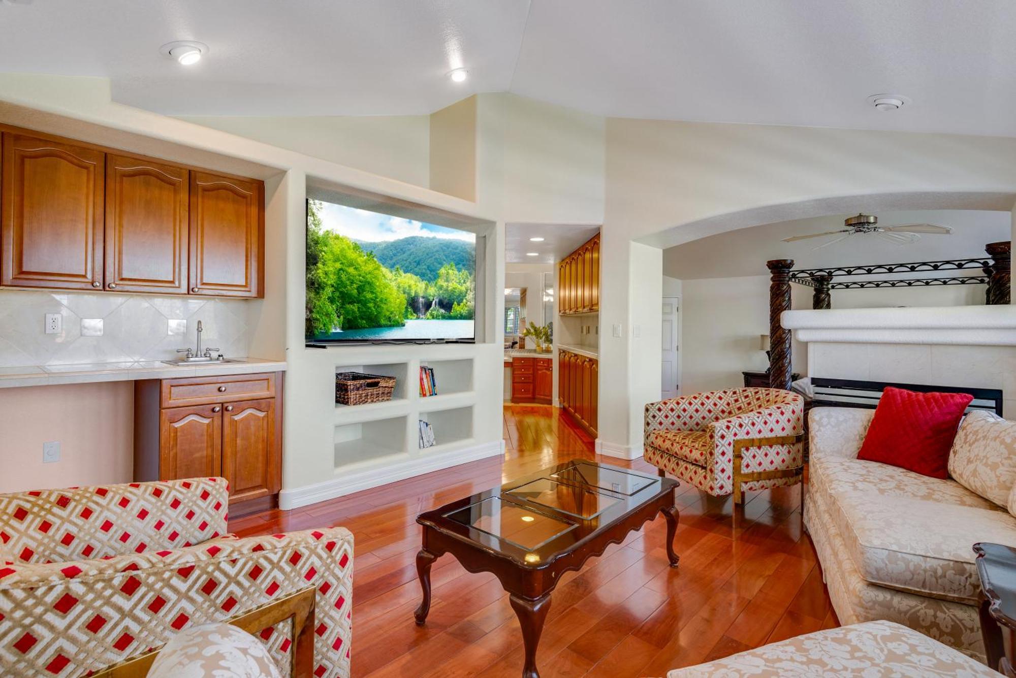 Cozy Winter Escape Scenic View, Luxury, Pool Tabl Ferienhaus Aurora